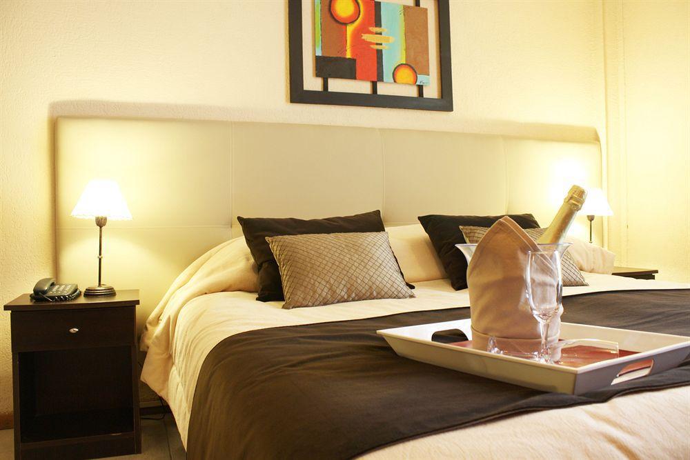 Ker Urquiza Hotel Buenos Aires Bagian luar foto